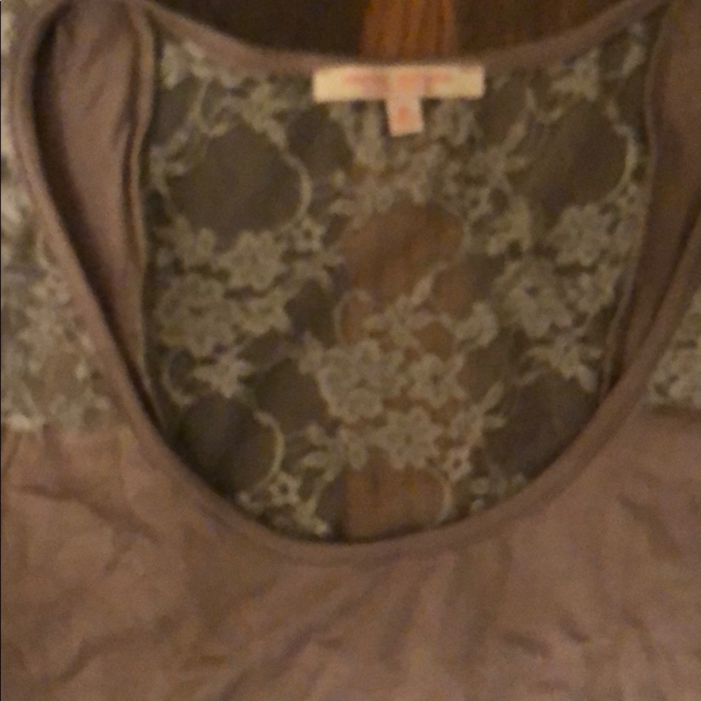 Top - Picture 3 of 5